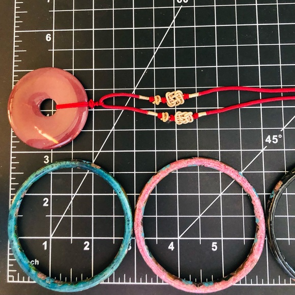 Vintage Cloisonne Bangles & Stone Pendant Necklace - Picture 7 of 11